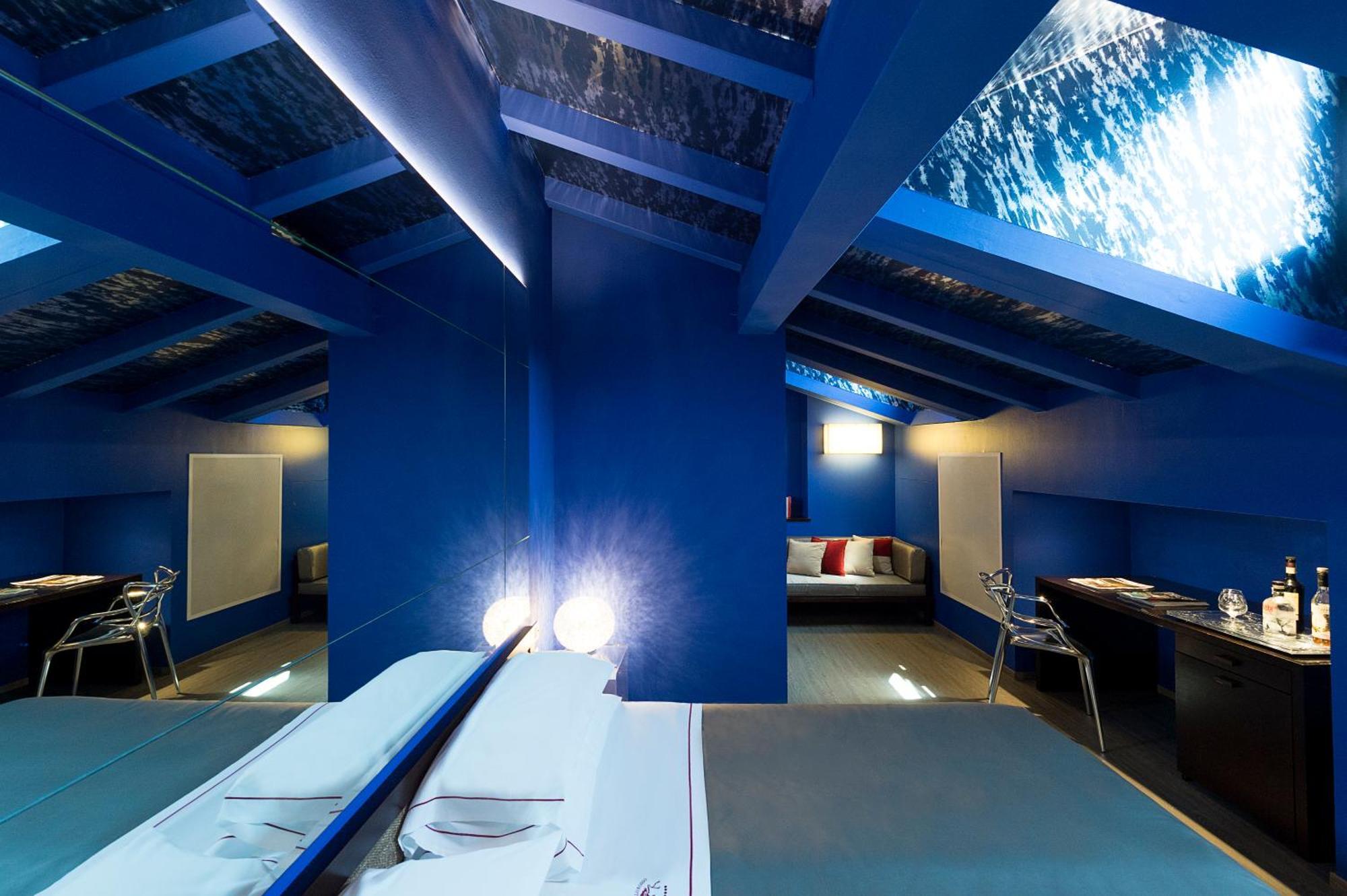 Phi Hotel Болонья Экстерьер фото